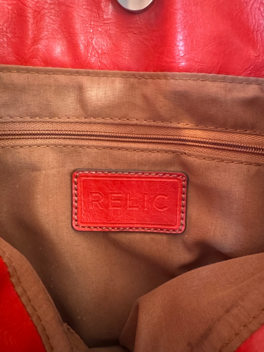 Relic Classic Red Leather Tote Bag - Sleek Everyday Carry - Picture 4 of 8